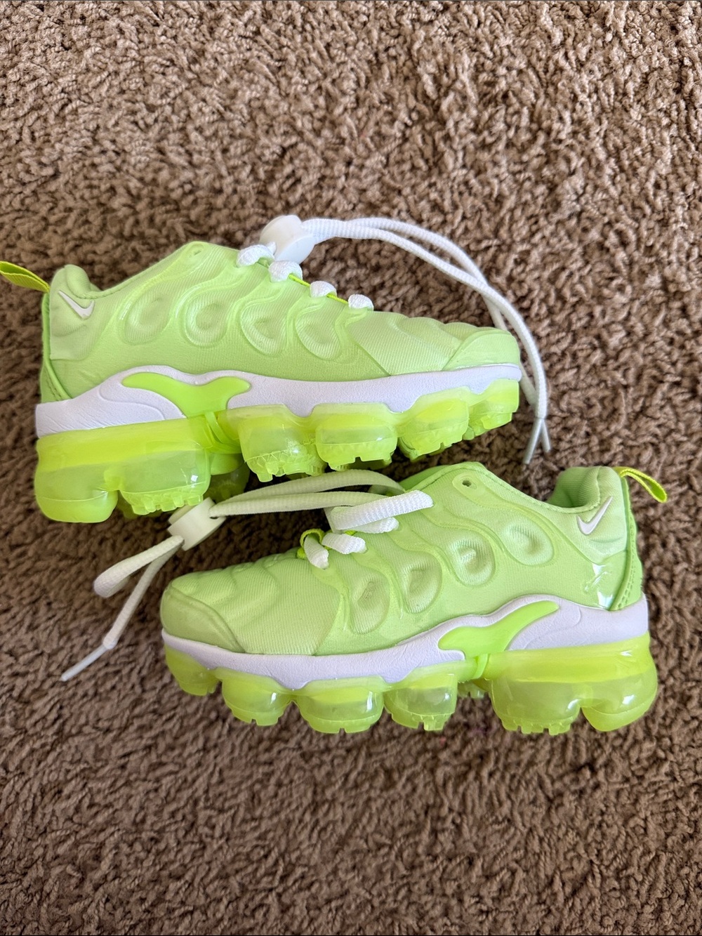 Nike Kids Neon Yellow-Green VaporMax Style Sneakers